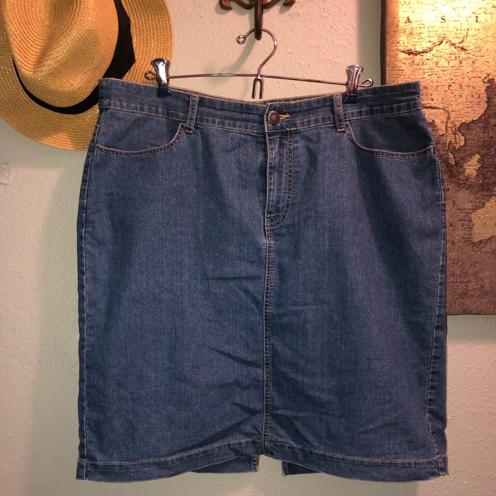 Kim Rogers NWOT Jean Skirt Size 16